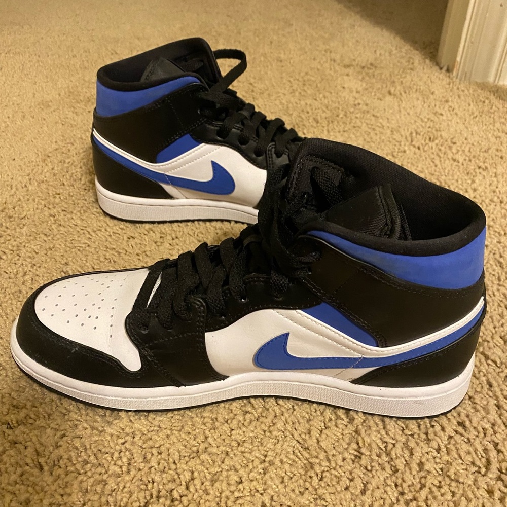Jordan 1 Mid White Black Racer Blue
